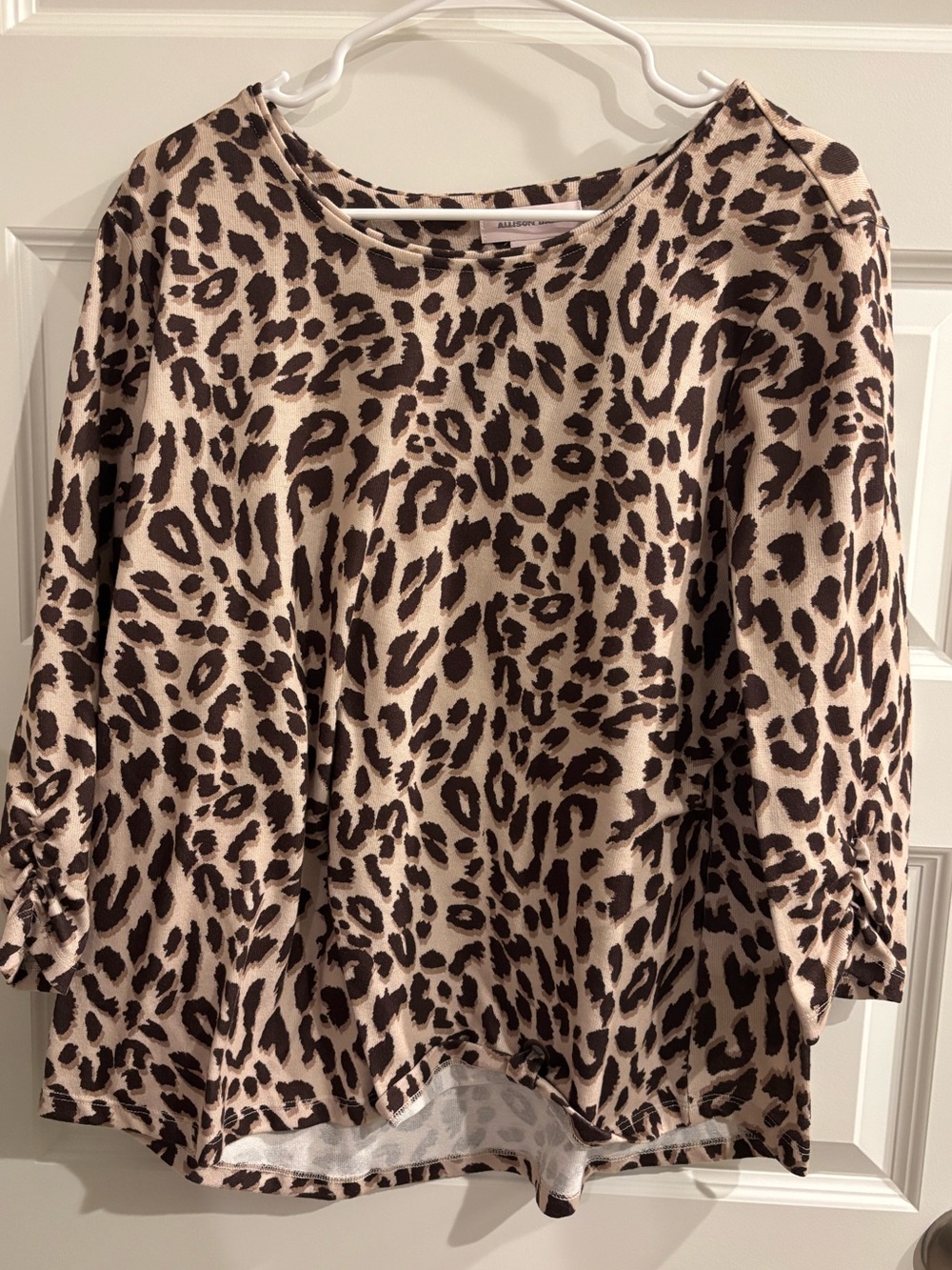 Allison Daley Leopard Print Ruched Sleeve Top – XL